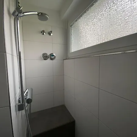 Juchmann 아파트 *