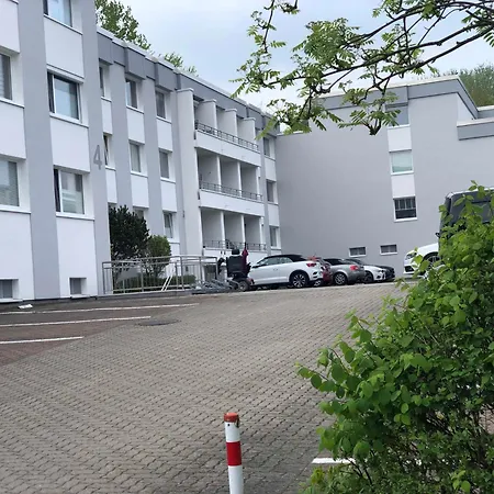 Juchmann 아파트 *